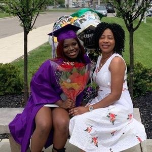 Meet your Posher, Binta